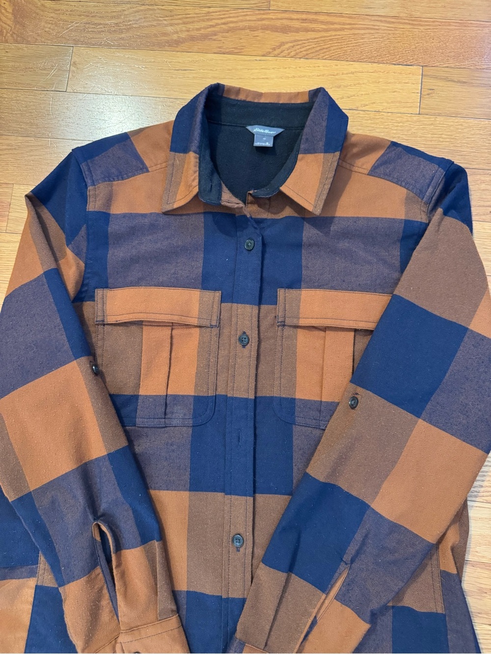 Eddie Bauer Women’s Small Plaid Flannel Shirt Brown Navy Button Down